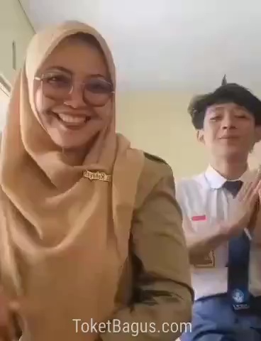 Guru Agama Dan Murid Di Grobogan Viral TikTok Thumb